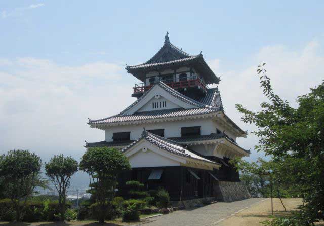 Kavanhoe Castle Kavanhoe-Castle.jpg